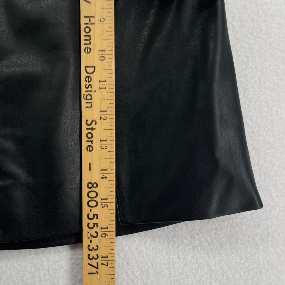 FREE PEOPLE Skirt 2 Maisie Vegan Mini Faux Leather Snap Front Closure Black - Picture 11 of 12